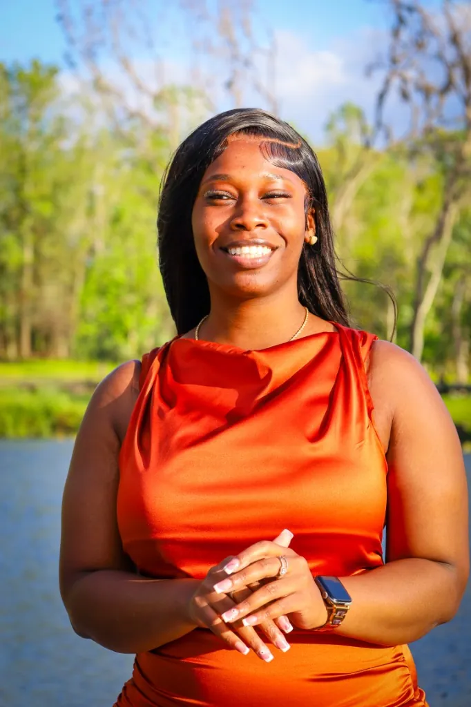 Lakeside birthday portrait at Bonnet Springs Park, Lakeland — fine art photography by Cute Company Photography in Plant City & Tampa, FL