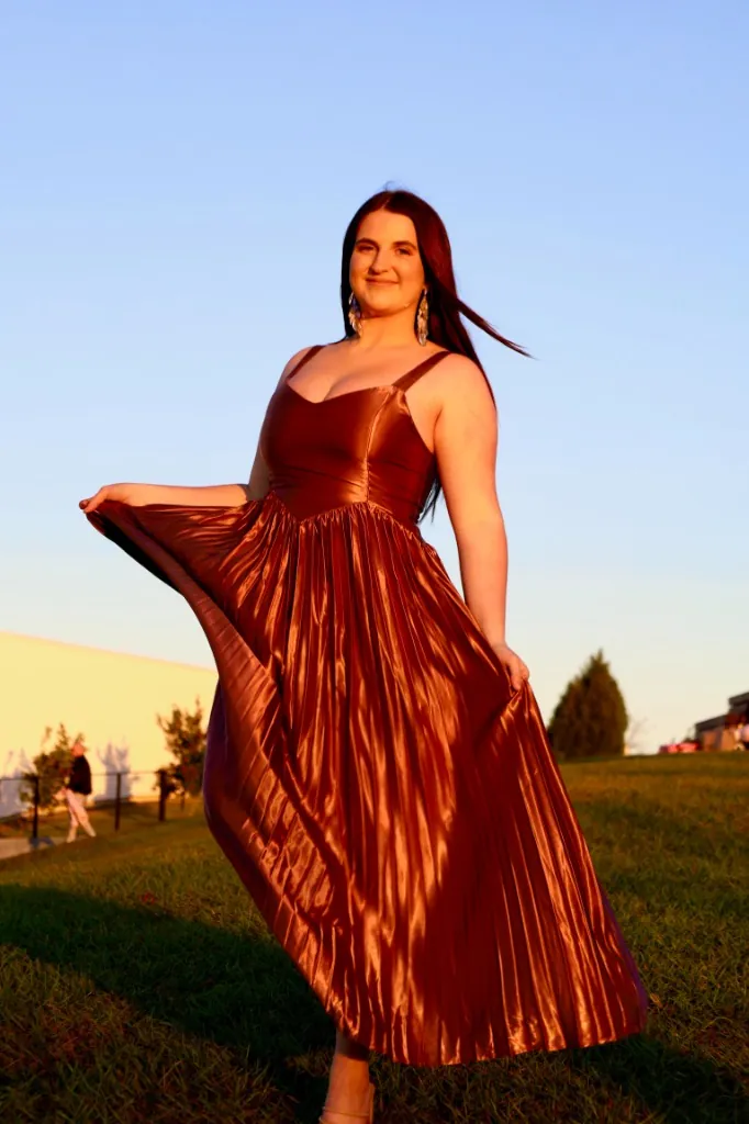 Golden-hour gown portrait at Bonnet Springs Park, Lakeland — fine art photography by Cute Company Photography in Plant City & Tampa, FL